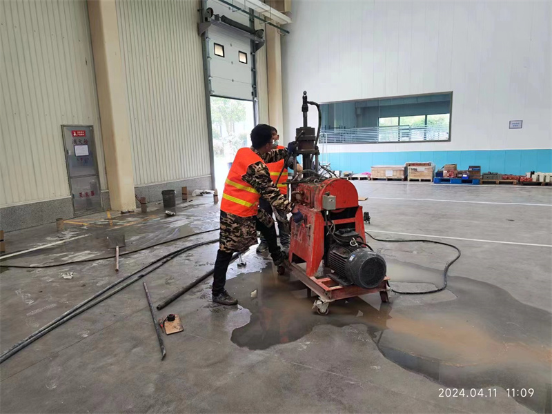 畅好乡厂房地面下沉塌陷注浆加固施工